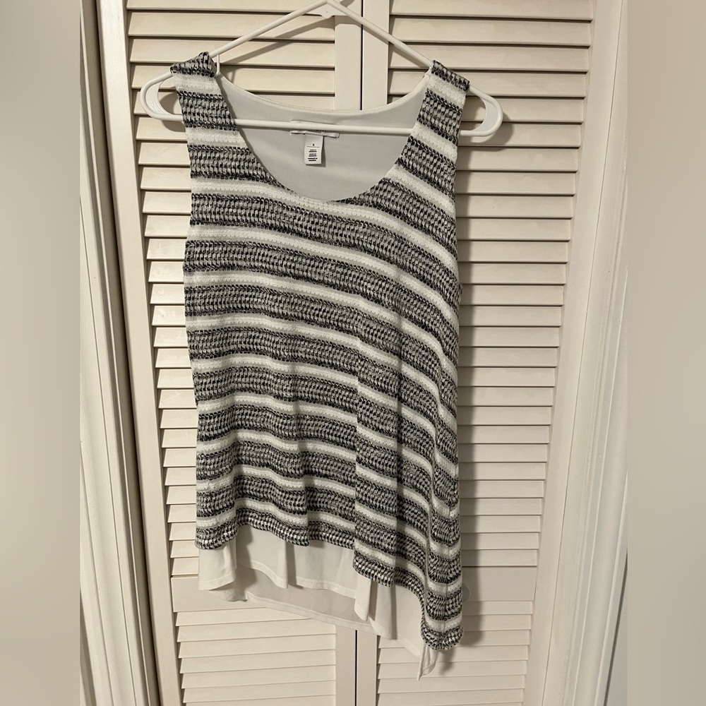 WHBM White/Black Tunic